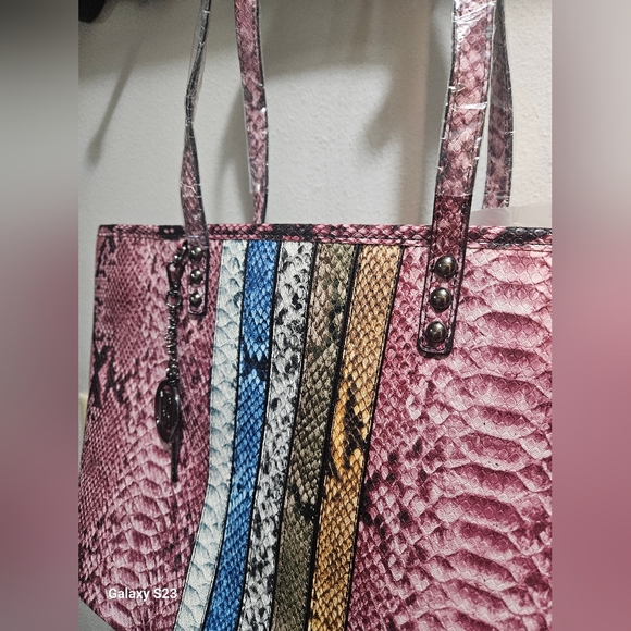 STUDIO BADGLEY MISCHKA LARGE TOTE PURSE FROM - Picture 5 of 9